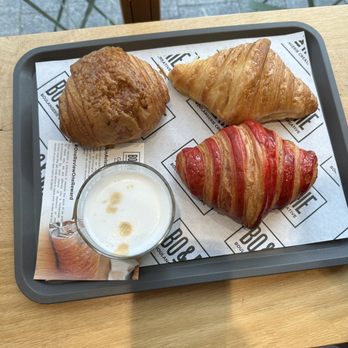 BO&MIE - Chocolate croissant Butter croissant Raspberry croissant Cafe Latte - Bakeries Near Me - Paris, 75