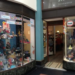 Sims Footwear - It's hard not to get lured in