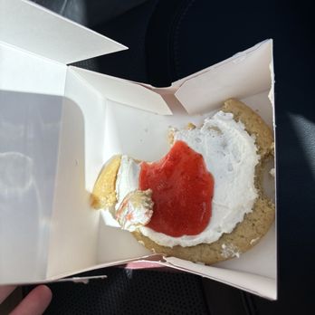 Crumbl - Norman - Bakeries Near Me - Norman, Oklahoma Crumbl - Norman - Bakeries Near Me - Norman, Oklahoma
