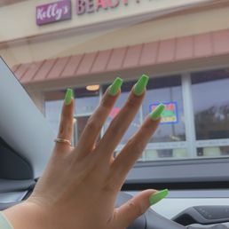 Exterior photo of Kelly's Beauty Nail Spa - Los Angeles, California Exterior photo of Kelly's Beauty Nail Spa - Los Angeles, California