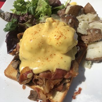 La Bouche - Eggs Benedict - French Near Me - Hoboken, New Jersey La Bouche - Eggs Benedict - French Near Me - Hoboken, New Jersey