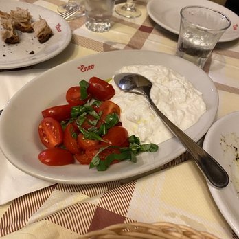 Da Enzo al 29 - Buratta cheese and tomatoes? - Roman Near Me - Rome, RM Da Enzo al 29 - Buratta cheese and tomatoes? - Roman Near Me - Rome, RM