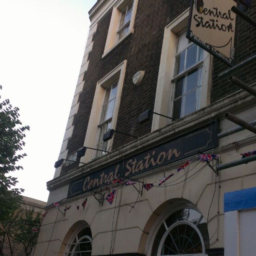 Central Station - Classy establishment - Gay Bars Near Me - London, XGL