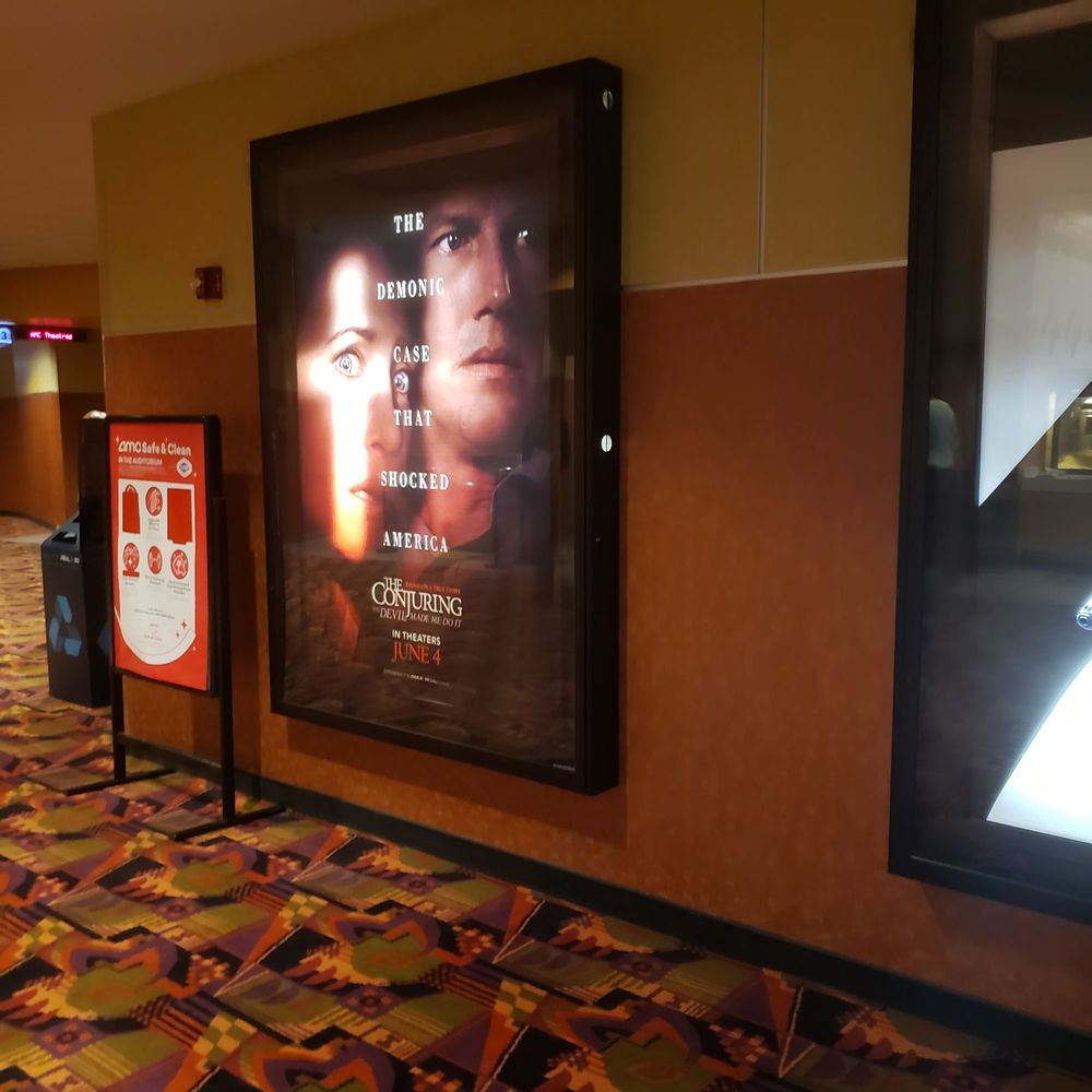 AMC Niles 12 - Cinema Near Me - Niles, Illinois
