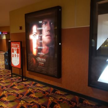 AMC Niles 12 - Cinema Near Me - Niles, Illinois