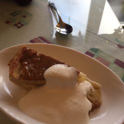 The Mallard Tea Shop - Toffee &  Apple Crumble Pie