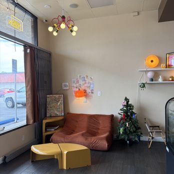 Chilla Coffee - Coffee & Tea Near Me - Garden Grove, California