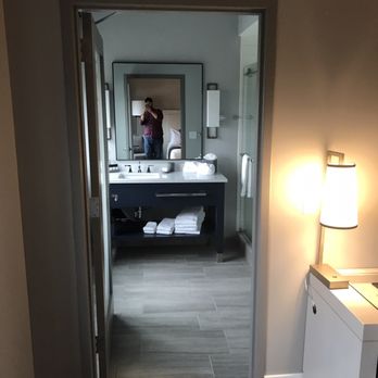 The Bristol Hotel - Hotels Near Me - Bristol, Virginia The Bristol Hotel - Hotels Near Me - Bristol, Virginia
