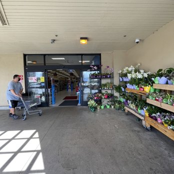 Longs Drugs - We don't frequent this Longs Drugs. We're here to dispose of expired medications - Drugstores Near Me - Honolulu, Hawaii Longs Drugs - We don't frequent this Longs Drugs. We're here to dispose of expired medications - Drugstores Near Me - Honolulu, Hawaii