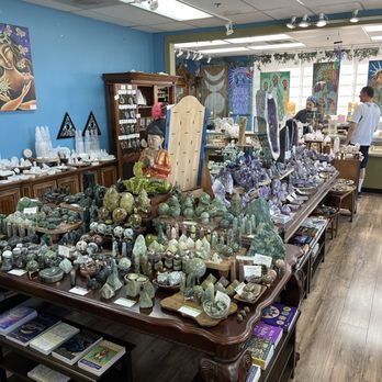 Rock Mama Gallery - Huge selection of different crystals, stones, art, and jewelry. Great customer service and knowledge of all the products. - Spiritual Shop Near Me - Sacramento, California