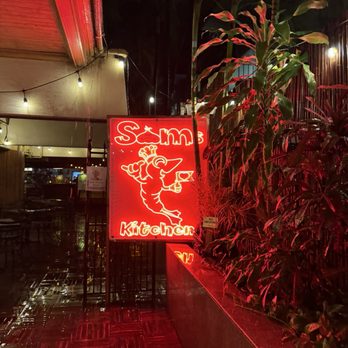 Sam's Kitchen - sign - Food Stands Near Me - Honolulu, Hawaii