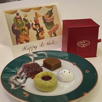 Le Cirque - Chocolates and gift - French Near Me - Las Vegas, Nevada