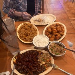 Yan's - Teriyaki Beef, chow mein , Orange Chicken, Egg Fried Rice