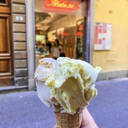 Gelateria Perchè No! Crema & Caffe' @ the iconic Florentine family-owned Gelateria, since 1939!