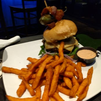Colton's Social House - Fire house burger - New American Near Me - Clovis, California
