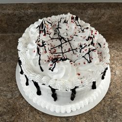 Oh Sugar - Peppermint ice cream cake.