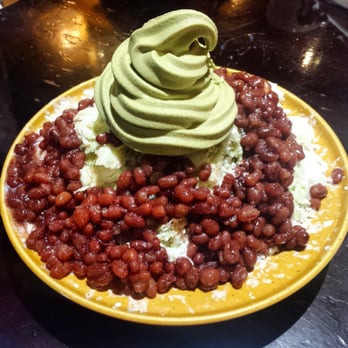 Ten Ren's Tea - Snow ice with red beans and soft serve green tea ice cream - Tea Rooms Near Me - Thornhill, Ontario Ten Ren's Tea - Snow ice with red beans and soft serve green tea ice cream - Tea Rooms Near Me - Thornhill, Ontario