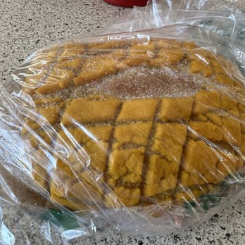 Azteca's Bakery - Concha (delicious) - Bakeries Near Me - Ontario, California