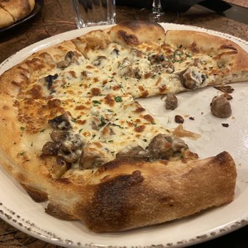 The Brock House - Really great mushroom pizza - Steakhouses Near Me - Whitby, Ontario The Brock House - Really great mushroom pizza - Steakhouses Near Me - Whitby, Ontario