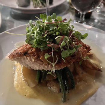 Fleetwood's on Front St - Herb & Panko Crusted Mahi Mahi - New American Near Me - Lahaina, Hawaii
