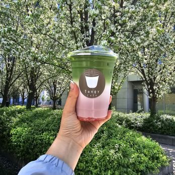 Tangy Cafe - Strawberry matcha - Cafes Near Me - Markham, Ontario