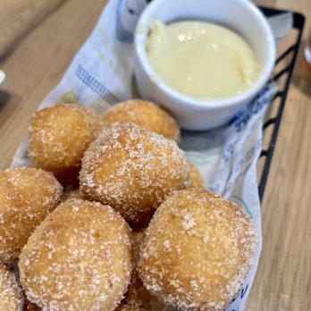 Biscuit Belly - Evansville - Bonuts! - Breakfast & Brunch Near Me - Evansville, Indiana