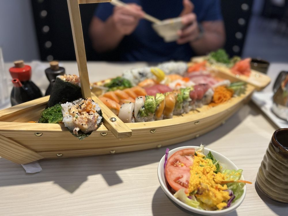 Kasai Sushi Bar & Kitchen Image