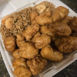 Sweet and sour chicken & shrimp fried rice