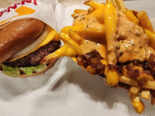 In-N-Out Burger by null