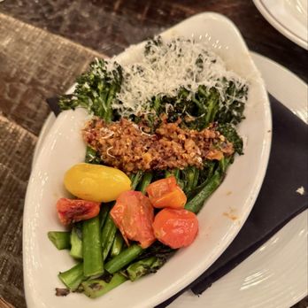 Dean's Italian Steakhouse - Steakhouses Near Me - Austin, Texas Dean's Italian Steakhouse - Steakhouses Near Me - Austin, Texas