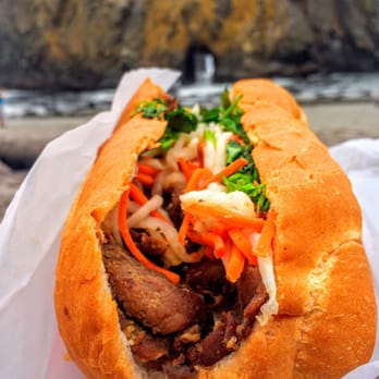 Pfeiffer Beach - Banh mi on the beach - Beaches Near Me - Big Sur, California