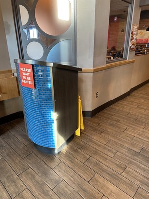 IHOP by null
