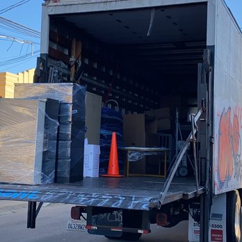 All Star Moving Service - Our life in one truck. Furniture wrapped up nicely to protect during move. - Movers Near Me - San Francisco, California All Star Moving Service - Our life in one truck. Furniture wrapped up nicely to protect during move. - Movers Near Me - San Francisco, California