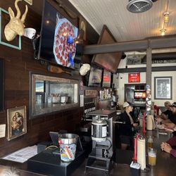 600 Degrees Pizzeria & Draft House