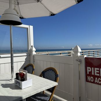 Benny's On The Beach - Pier - Seafood Near Me - Lake Worth Beach, Florida Benny's On The Beach - Pier - Seafood Near Me - Lake Worth Beach, Florida