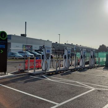 King Edward Service Station - Gas Stations Near Me - Retford, NTT