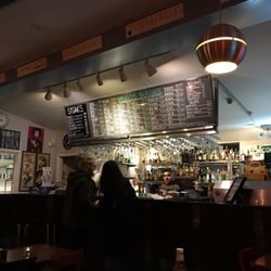 Viggos Restaurang & Bar - Super cool divey place to get a good burger
