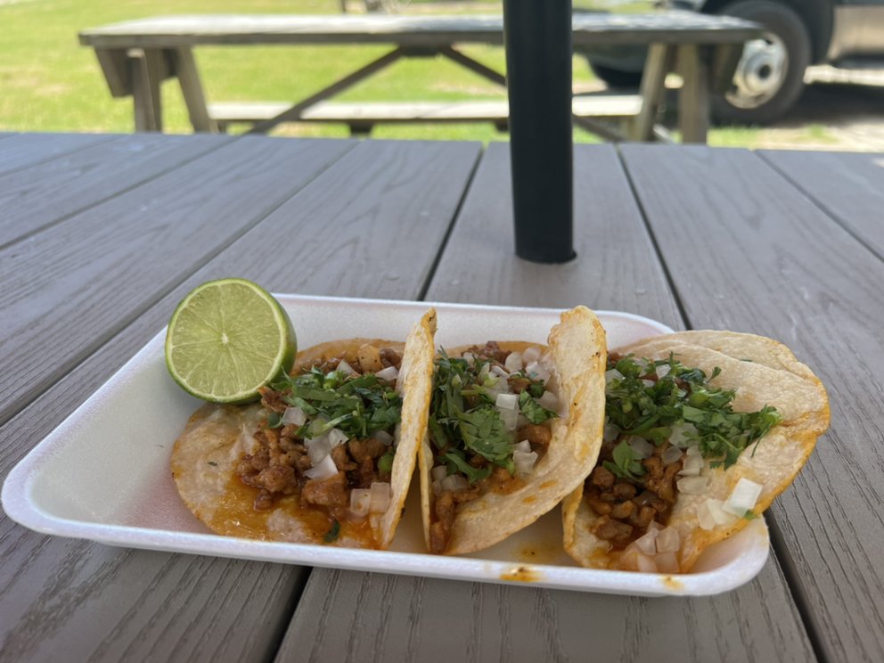 EL TAQUITO DURANQUENSE 2103 S Gordon St, Alvin, Texas Mexican