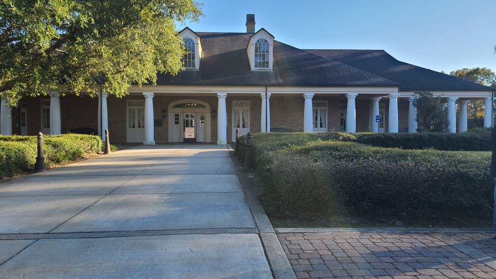 MISSISSIPPI CENTER Updated August 2024 106 Photos & 19