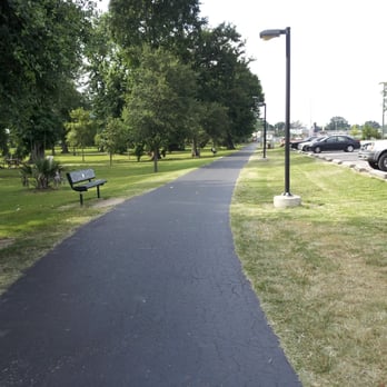 Lasalle Park - Jogging path. Seems like no one is ever here. - Parks Near Me - Metairie, Louisiana Lasalle Park - Jogging path. Seems like no one is ever here. - Parks Near Me - Metairie, Louisiana