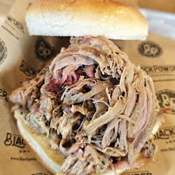 Black Powder Smokehouse - Asheboro - Pulled pork sandwich