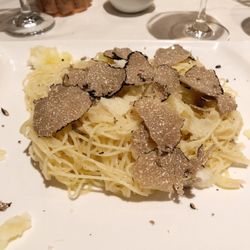 Trattoria Rosati - Capellini with fresh truffles / Capellini mit frischen Trüffeln