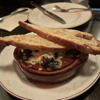 Bistro 1640 - French Near Me - Quebec City, Quebec Bistro 1640 - French Near Me - Quebec City, Quebec