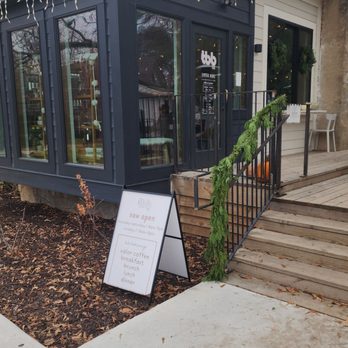 TBB 122 - Entrance - Breakfast & Brunch Near Me - Alpharetta, Georgia