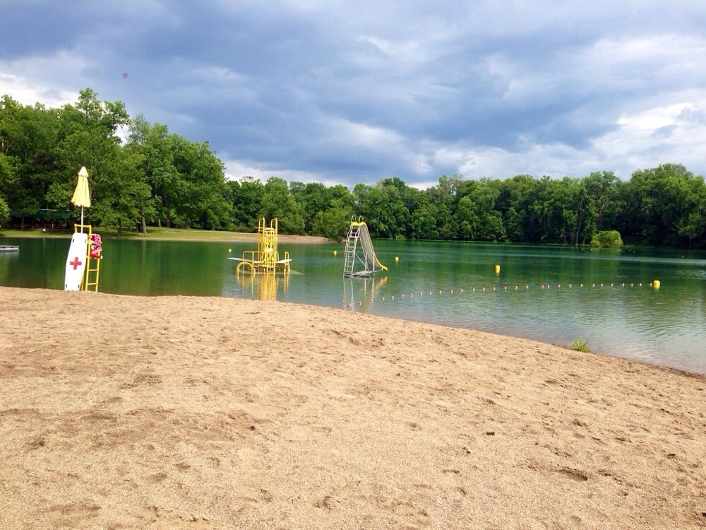 Social spots from Lake Hudson