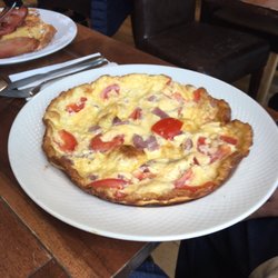 West Park Café - Ham, cheese, and tomato omelette