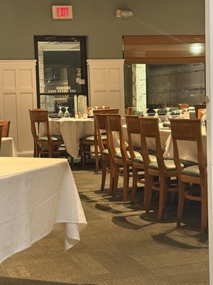 Elizabeth's Bar & Restaurant by null