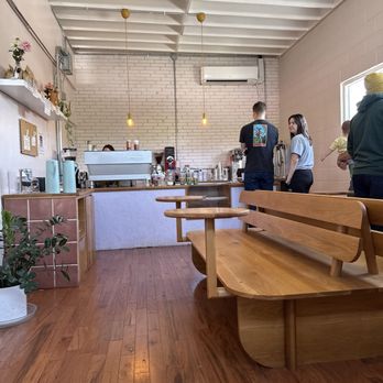 Omie’s Coffee Shop and Roastery - Coffee & Tea Near Me - Durham, North Carolina
