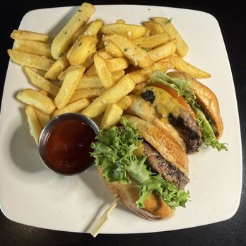 Lexus Club - Cheeseburger - Stadiums & Arenas Near Me - Los Angeles, California Lexus Club - Cheeseburger - Stadiums & Arenas Near Me - Los Angeles, California