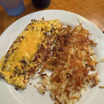 Ryderz Restaurant - Omelet - New American Near Me - Oakdale, California Ryderz Restaurant - Omelet - New American Near Me - Oakdale, California